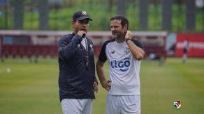 Jugadores locales inician entrenamientos con Christiansen