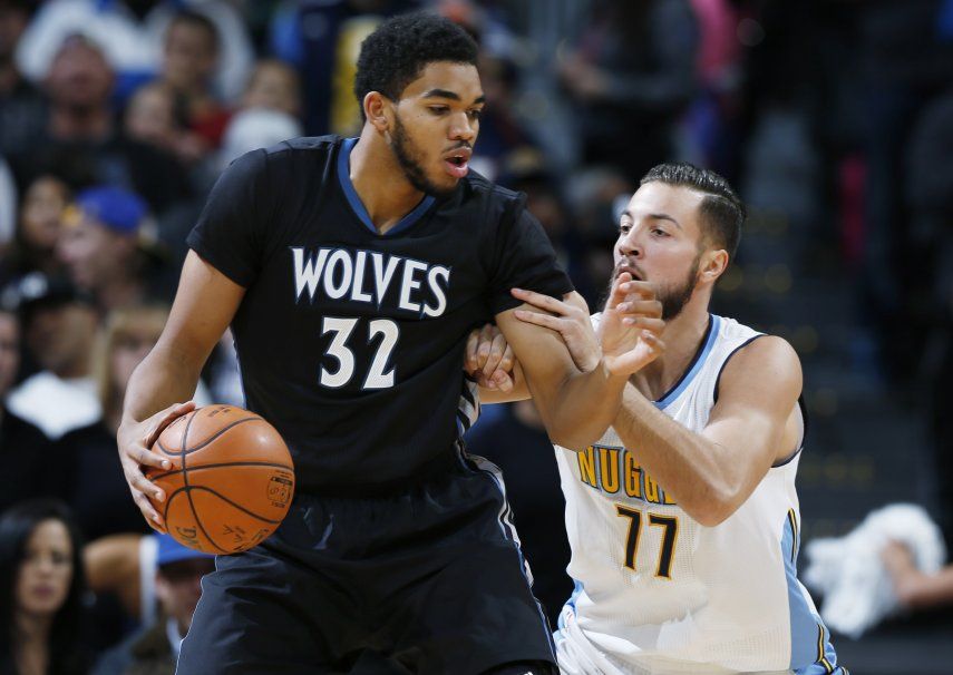 Towns guía a Timberwolves a triunfo de 95-78 sobre Nuggets