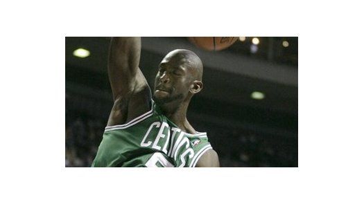 NBA: Celtics 109, Pistons 86; Rondo brilla y Garnett anota 22