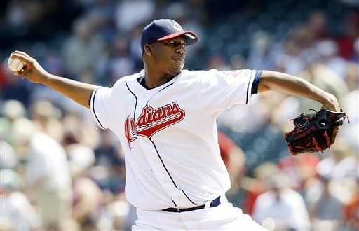 MLB: Carmona recibe lineazo en el brazo