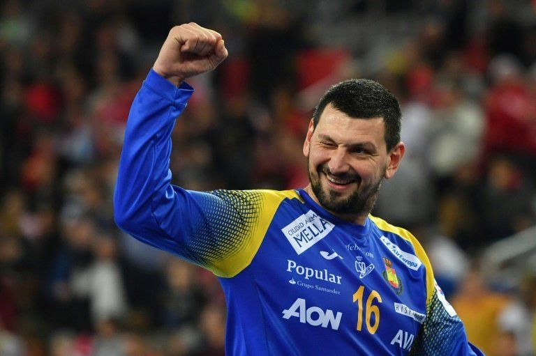 España convoca de urgencia a Sterbik para el Mundial de balonmano