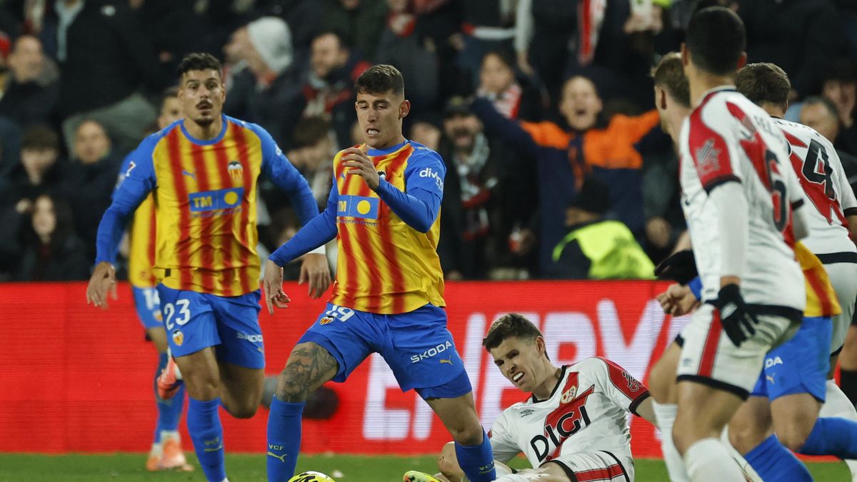 El Rayo Vallecano y el Valencia repartieron puntos en el cierre de la J14 El Rayo Vallecano y el Valencia repartieron puntos en el cierre de la J14