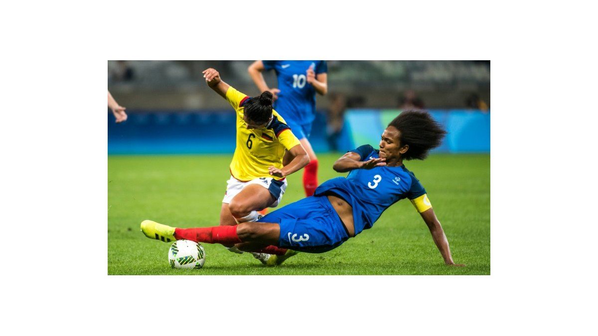 Francia debuta en el fútbol femenino de Rio-2016 goleando 4-0 a Colombia