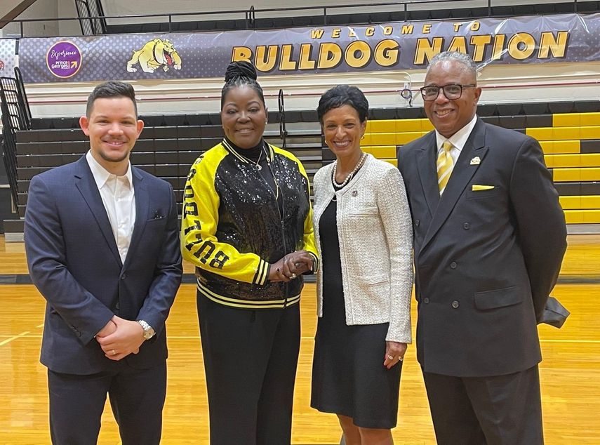 NBA: Durant Family Foundation mantiene su cercanía con la sociedad