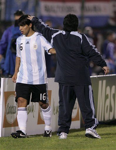 Mundial: Pese a todo, Agüero confí­a en clasificación de Argentina