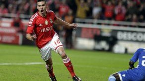 Benfica supera a Gil Vicente y mantiene ventaja