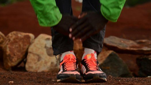 Con mala salud tras doparse con EPO, un atleta keniano lo lamenta