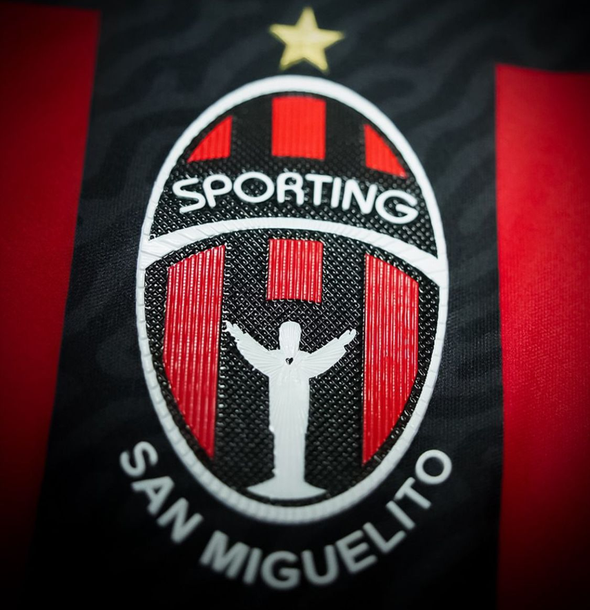 LPF: Sporting SM se pronuncia sobre investigación a Rolando Gumbs