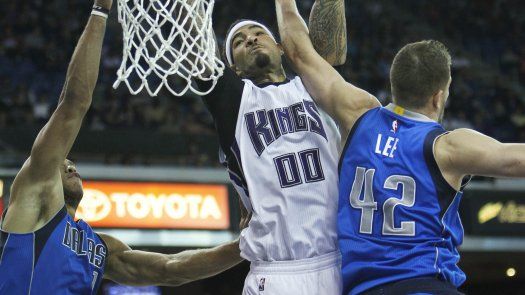 Con 21 de Cauley-Stein, Kings doblegan a Mavs