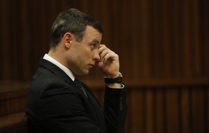 Pistorius, traumatizado pero no violento: informe