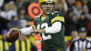 Rodgers y Packers se dan festín ante Bears