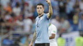 Uruguayo Giménez descartado para el choque con Rusia