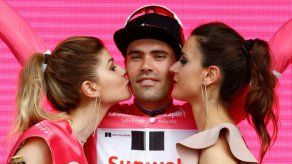 Dumoulin gana la primera etapa del Giro
