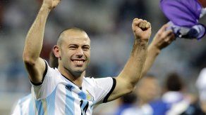 Mascherano lidera jauría de lobos