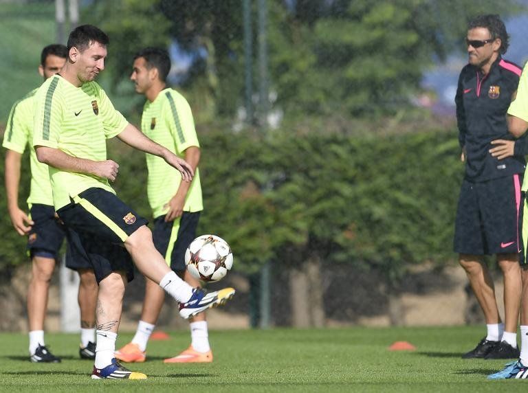 Luis Enrique dice que Barcelona no se plantea un futuro sin Messi