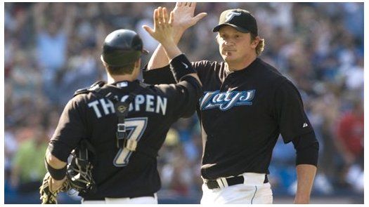 MLB: Azulejos 6, Medias Rojas 3; Halladay llega a 19 triunfos