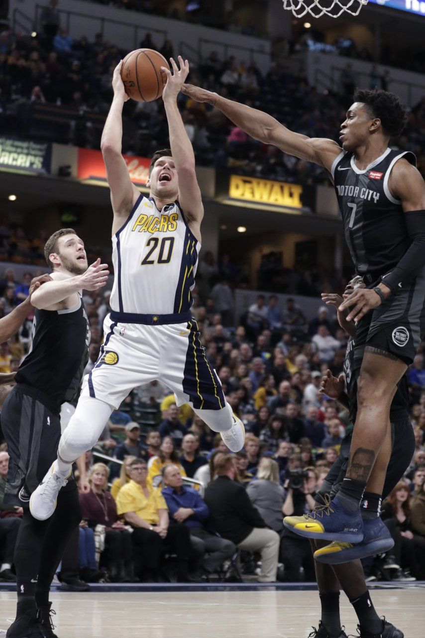 Sabonis logra doble doble; Pacers apabullan a Pistons