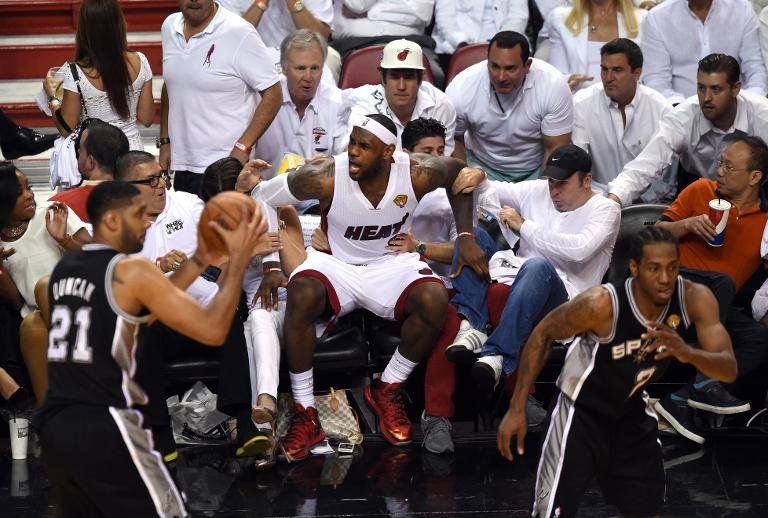 Los Spurs vencen a los Heat por 111-92 y se ponen en cabeza en la final de la NBA
