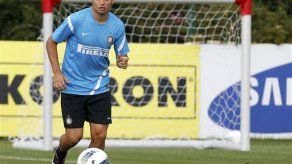 Lazio trata de aplacar desilusión de tifosi por venta de Zárate