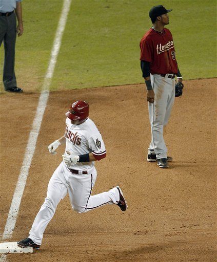 MLB: Diamondbacks 8, Astros 5, 10 innings; Young pega jonrón