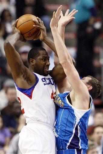 NBA: 76ers 96, Hornets 92; Iguodala y Brand resuelven