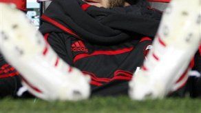 Campeones: Beckham se reencuentra con su ex club