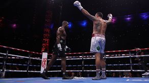 Oleksandr Usyk venció por KO a Daniel Dubois&nbsp;