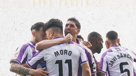 El Real Valladolid vuelve a LaLiga tras superar a Villarreal B