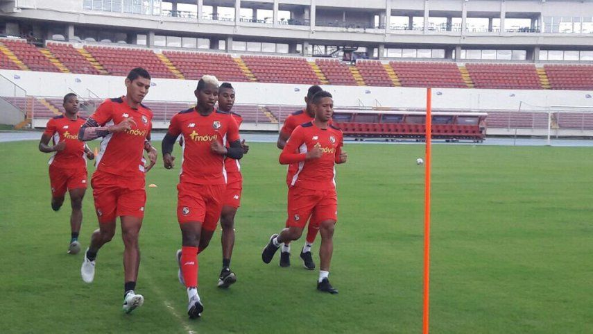 Panamá jugaría ante equipo del Tata Martino antes de Copa Oro