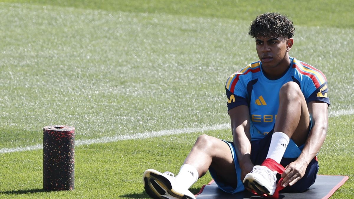 Lamine Yamal elegido el mejor jugador de la temporada en LaLiga