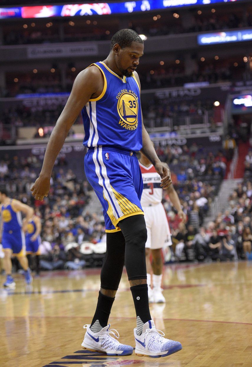 Durant será baja al menos 4 semanas por lesión de rodilla