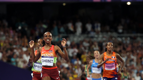 París 2024: Keniana Beatrice Chebet se coronó en los 5.000 metros femenino