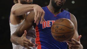 Knicks despiertan en último cuarto para vencer a Pistons