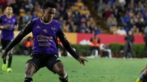 Édgar Yoel Bárcenas es baja por lesión, anuncia Mazatlán FC