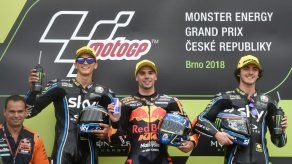 Oliveira gana y toma el mando del campeonato del mundo de Moto2