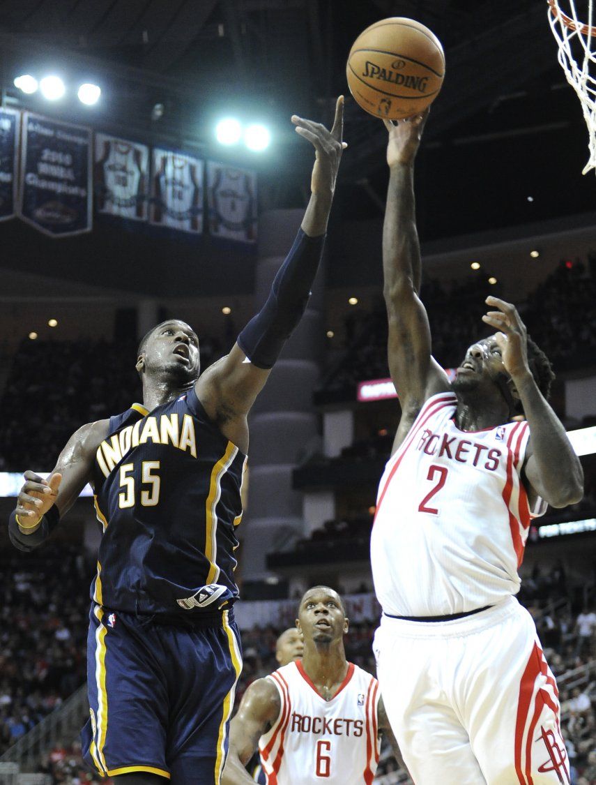 Rockets propinan paliza de 112-86 a Pacers