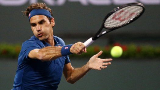 Federer gana a Wawrinka y sigue la estela de Nadal en Indian Wells