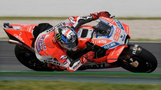 Lorenzo emerge en la segunda tanda de entrenamientos libres de Cataluña