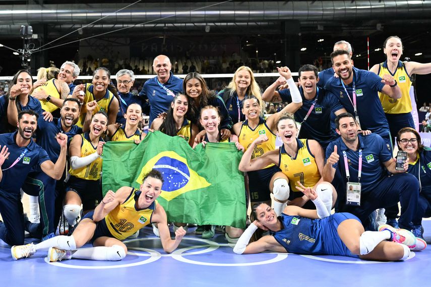 París 2024: Brasil se lleva el bronce en el voleibol femenino