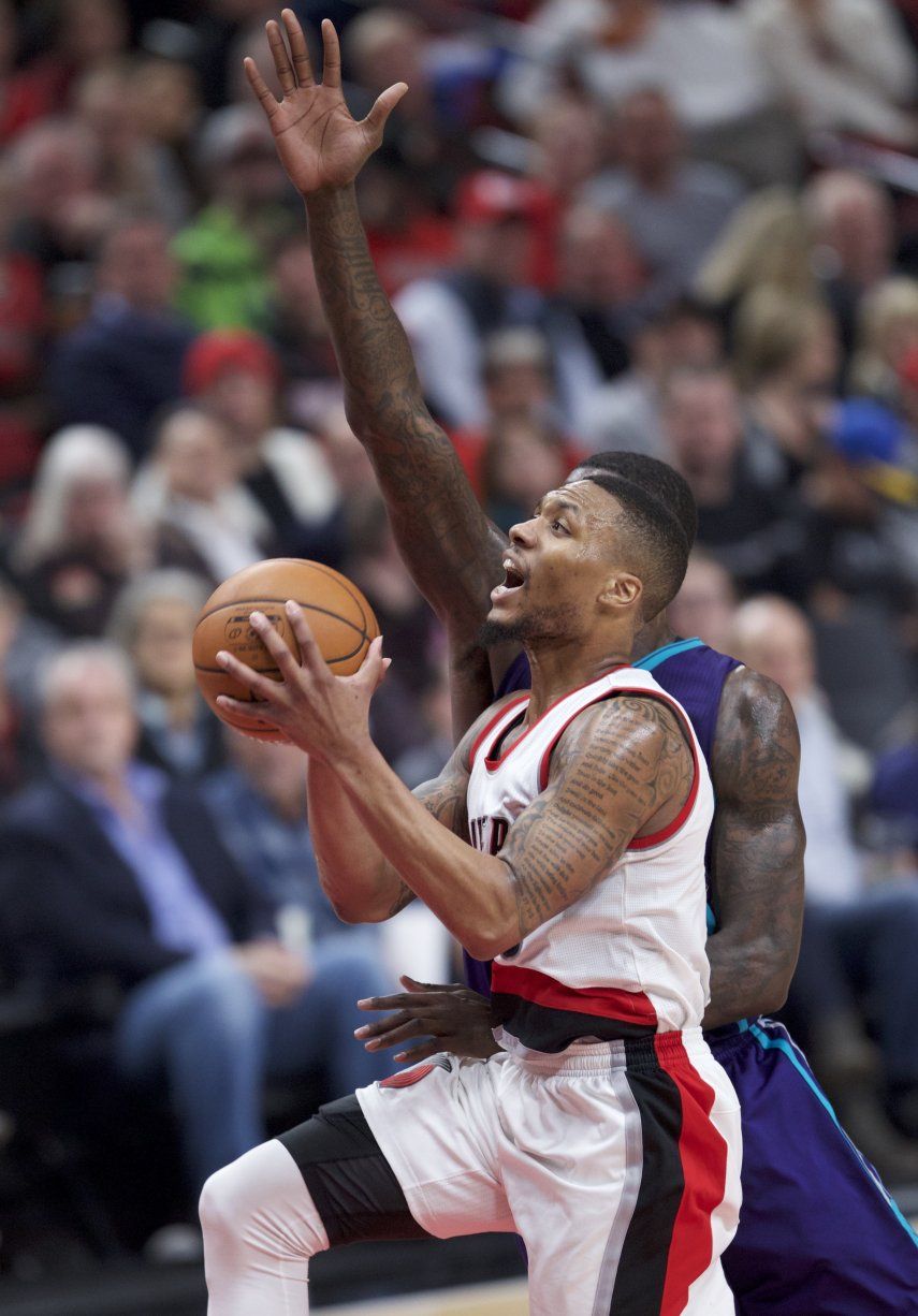 Blazers propinan a Hornets su 5ta derrota seguida