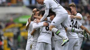 Gladbach aplasta a Hertha para situarse 4to en la Bundesliga