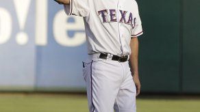 Michael Young anuncia retiro tras 13 temporadas