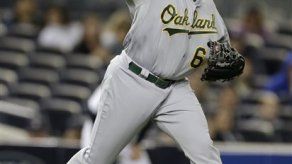 Atléticos blanquean 2-0 a Yanquis; gana Griffin