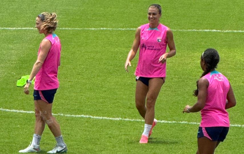 Copa de Campeones Concacaf W: Alex Morgan se entrena en el Estadio Rommel Fernández