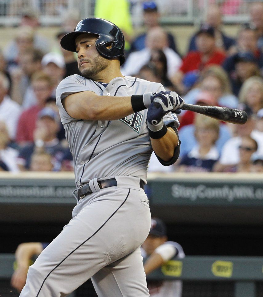 Walker, Cruz y Montero guían a Marineros sobre Mellizos