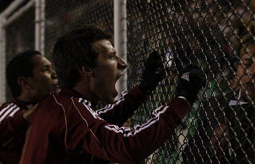 Mundial: Venezuela y Uruguay buscan seguir en la pelea