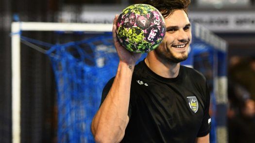 El francés Manaudou, oro olímpico en Londres 2012, regresa a la natación