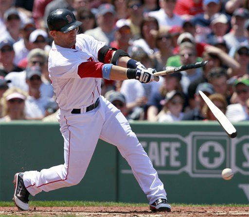 Scutaro excluido de alineación de Medias Rojas por enfermedad