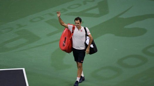 Federer pasa a cuartos en Basilea sin perder tiempo