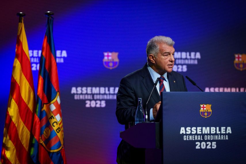 Presidente del FC Barcelona asegura que Lionel Messi debería tener una estatua